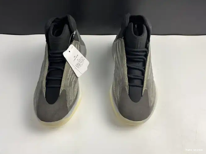 hype Barium Adidas Yeezy H68771 Quantum 0524